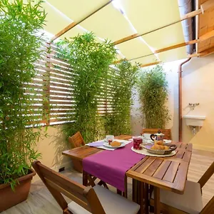 Industrial Design Loft With Outdoor Living Terrace Florencia