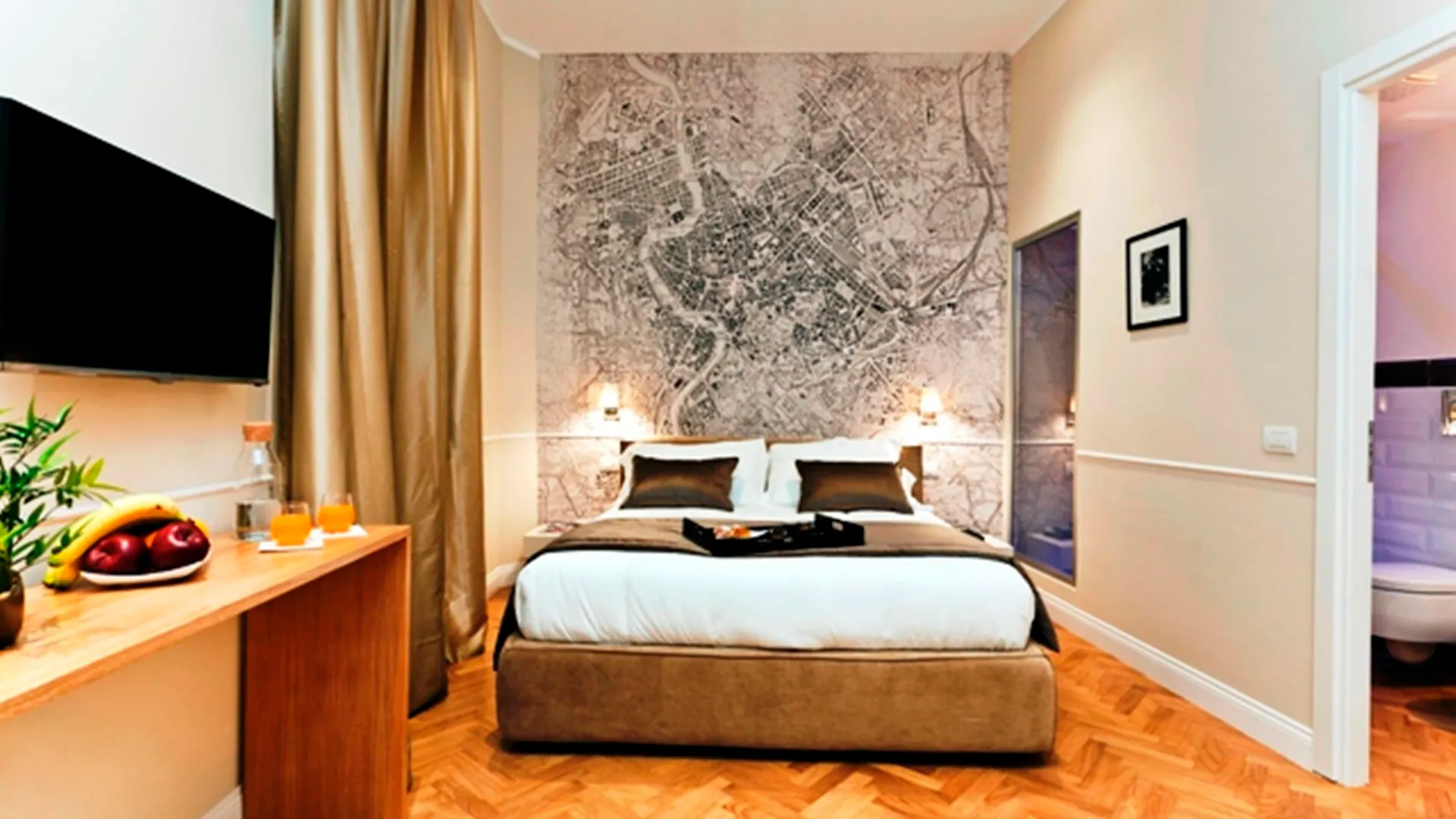 Vanity Navona Rome